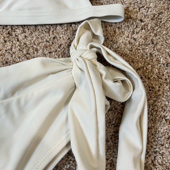 Triangle Top Bikini Set - Picture 4 of 8